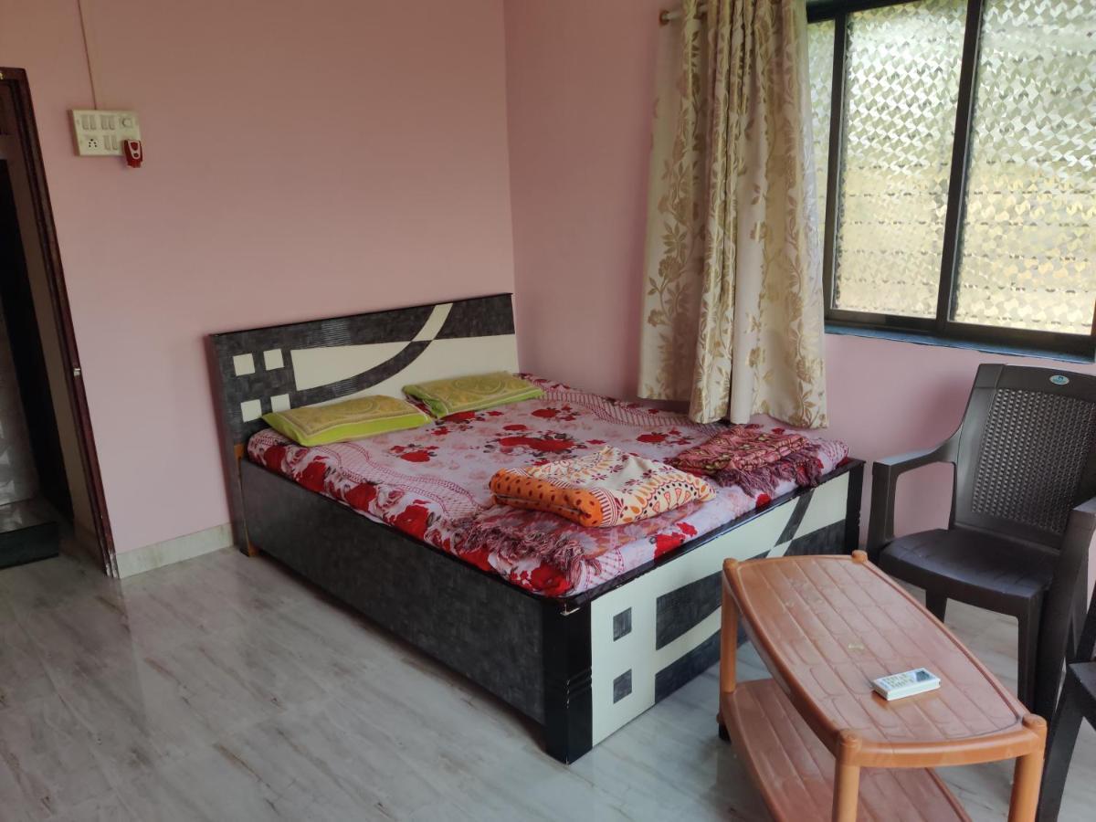 Gulmohar Cottages - Home Stay In אליבג מראה חיצוני תמונה
