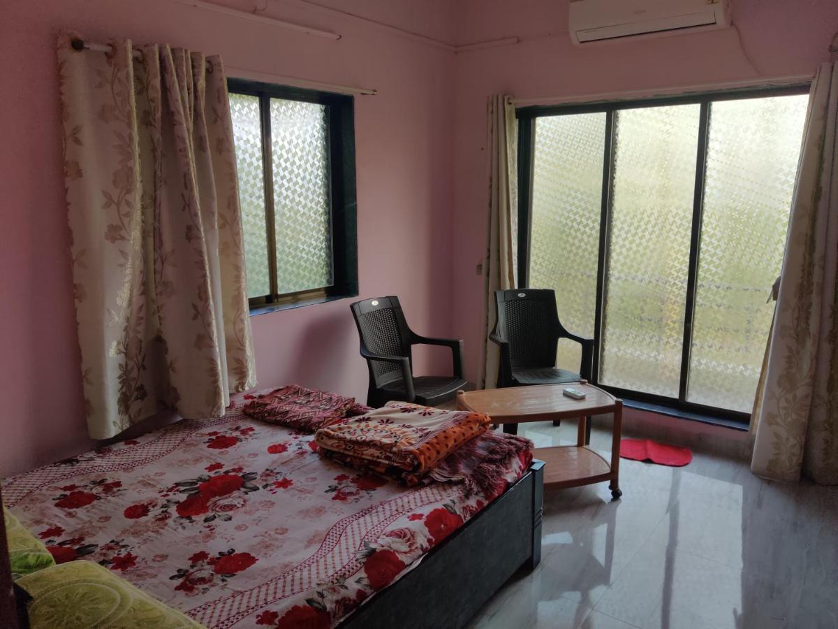 Gulmohar Cottages - Home Stay In אליבג מראה חיצוני תמונה
