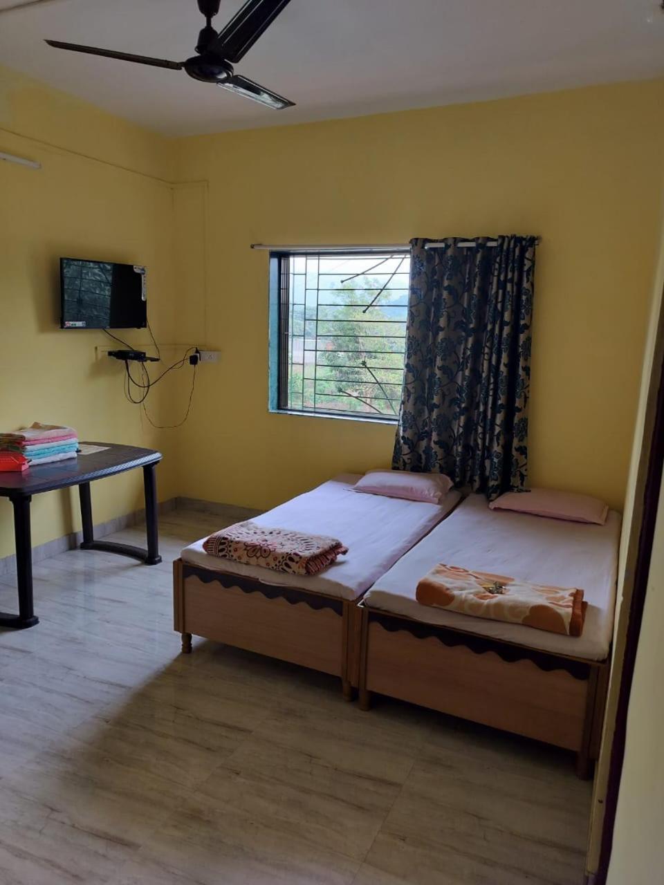 Gulmohar Cottages - Home Stay In אליבג מראה חיצוני תמונה